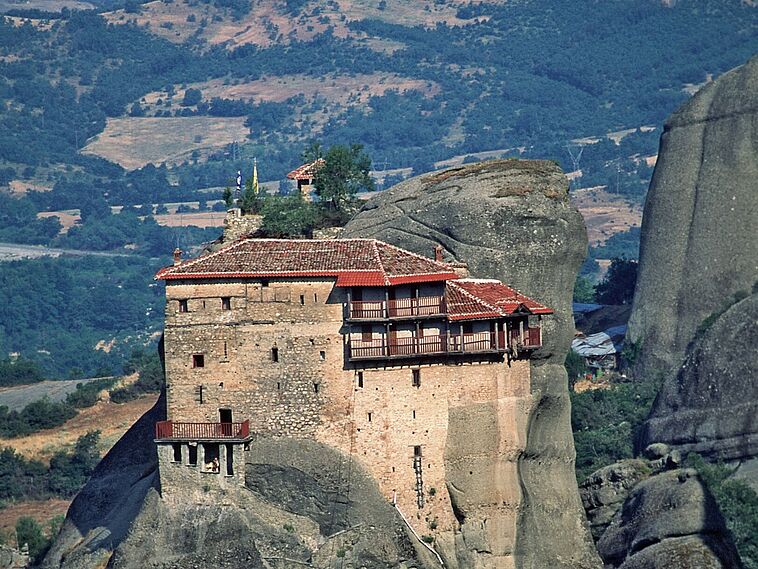 Luftaufnahme der Meteora Klöster